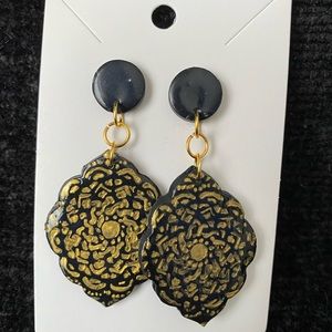 Blue Willow Boutique Earrings
